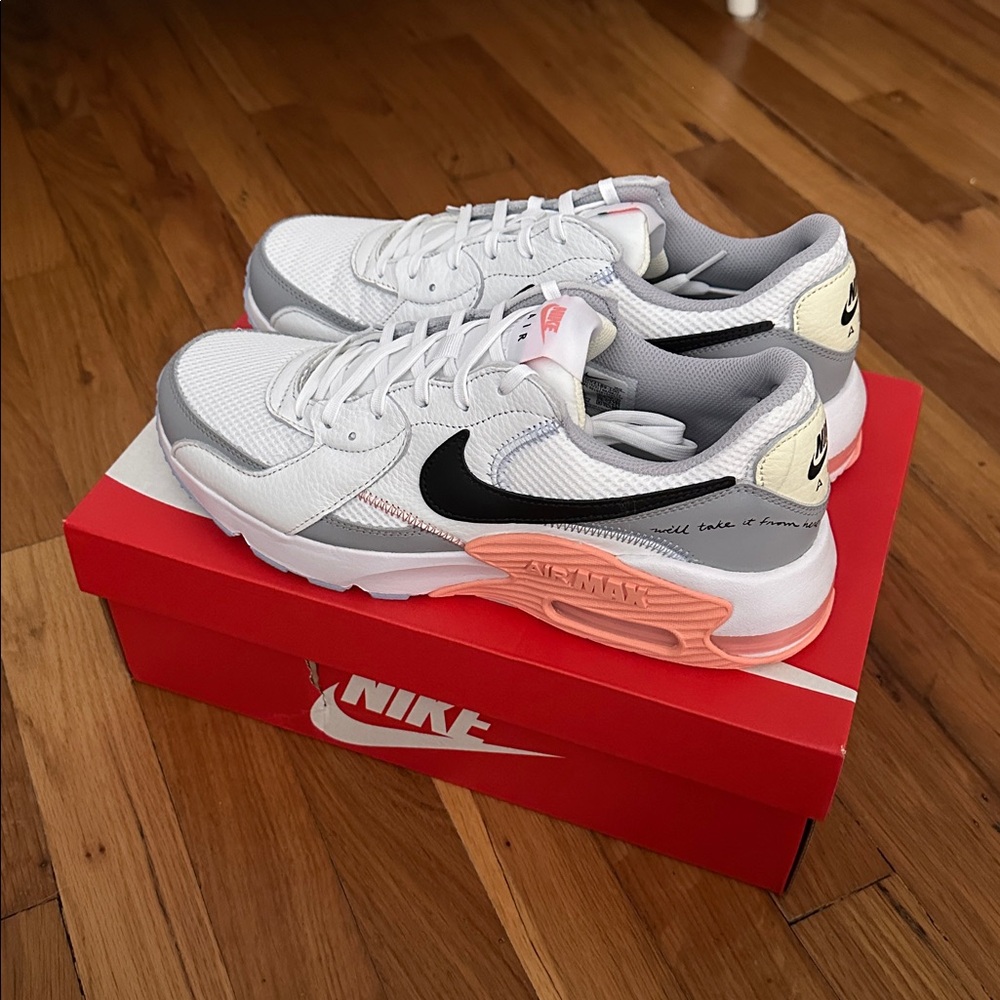 Nike Women’s Air Max Excee
